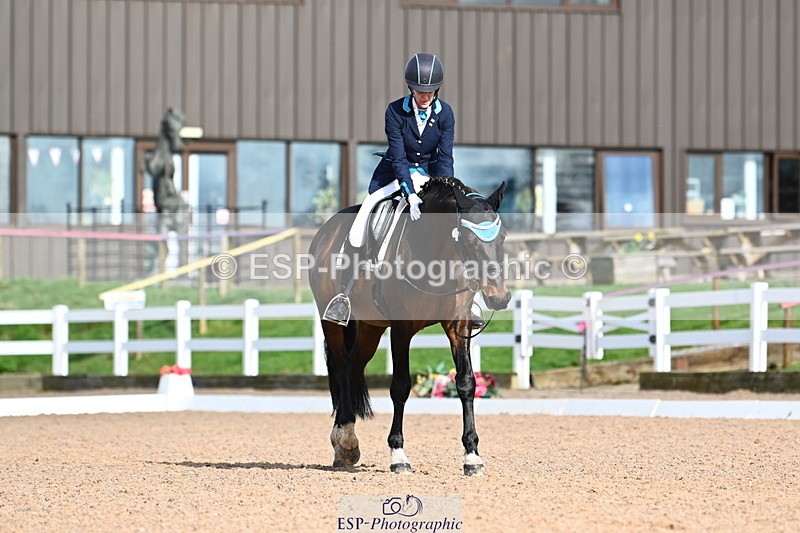 240218A-124509-07317 - 232-Alys.Matravers-VORVASHILL.VERTIGO