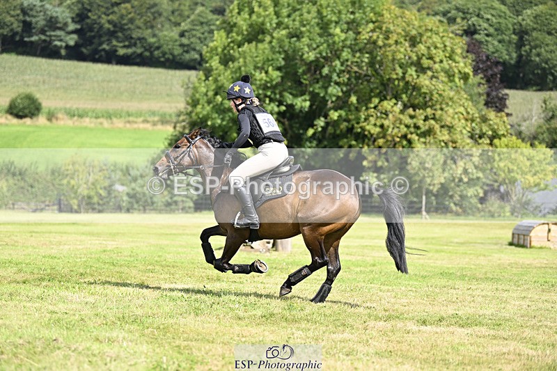 240825X-114032-32586 - 70cm XC 11.00 to 12.00