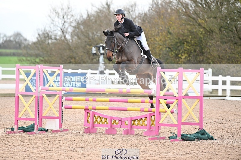 241206-124845-00826 - Cls 5 Newcomers and 1.10m Open