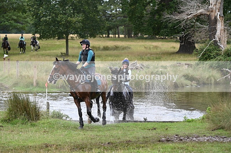 WJ7_3909 - Time at Water 12:52 to 13:22