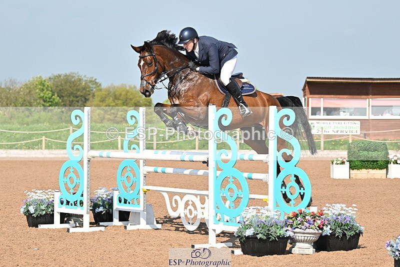 240512A-093005-16725 - Cls 47 Snr 1.20m Open