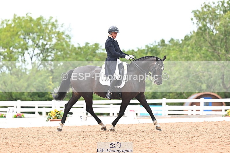 240815A-162123-02640 - 146-Charlie.Morgan-Jasmijn