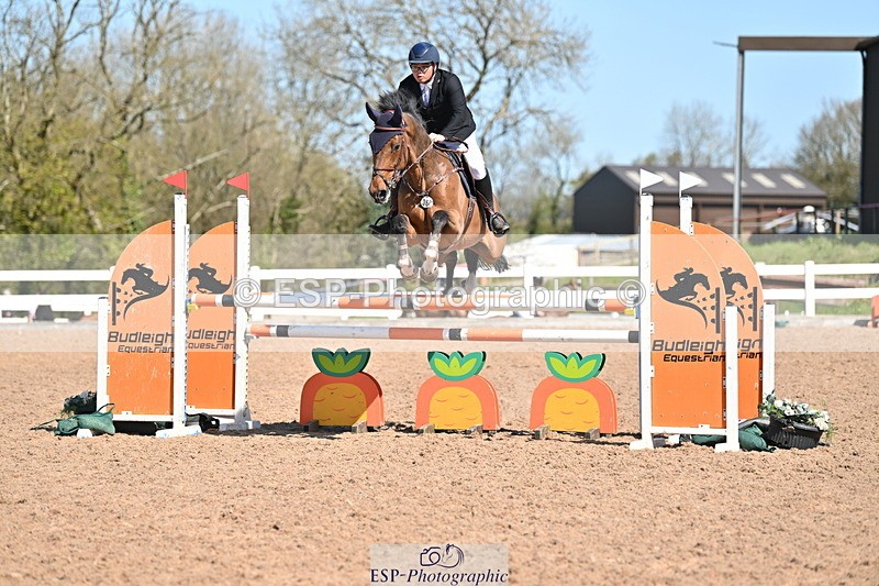 240420A-114502-10600 - Cls 15, 1 Star Bronze Tour 1.15m