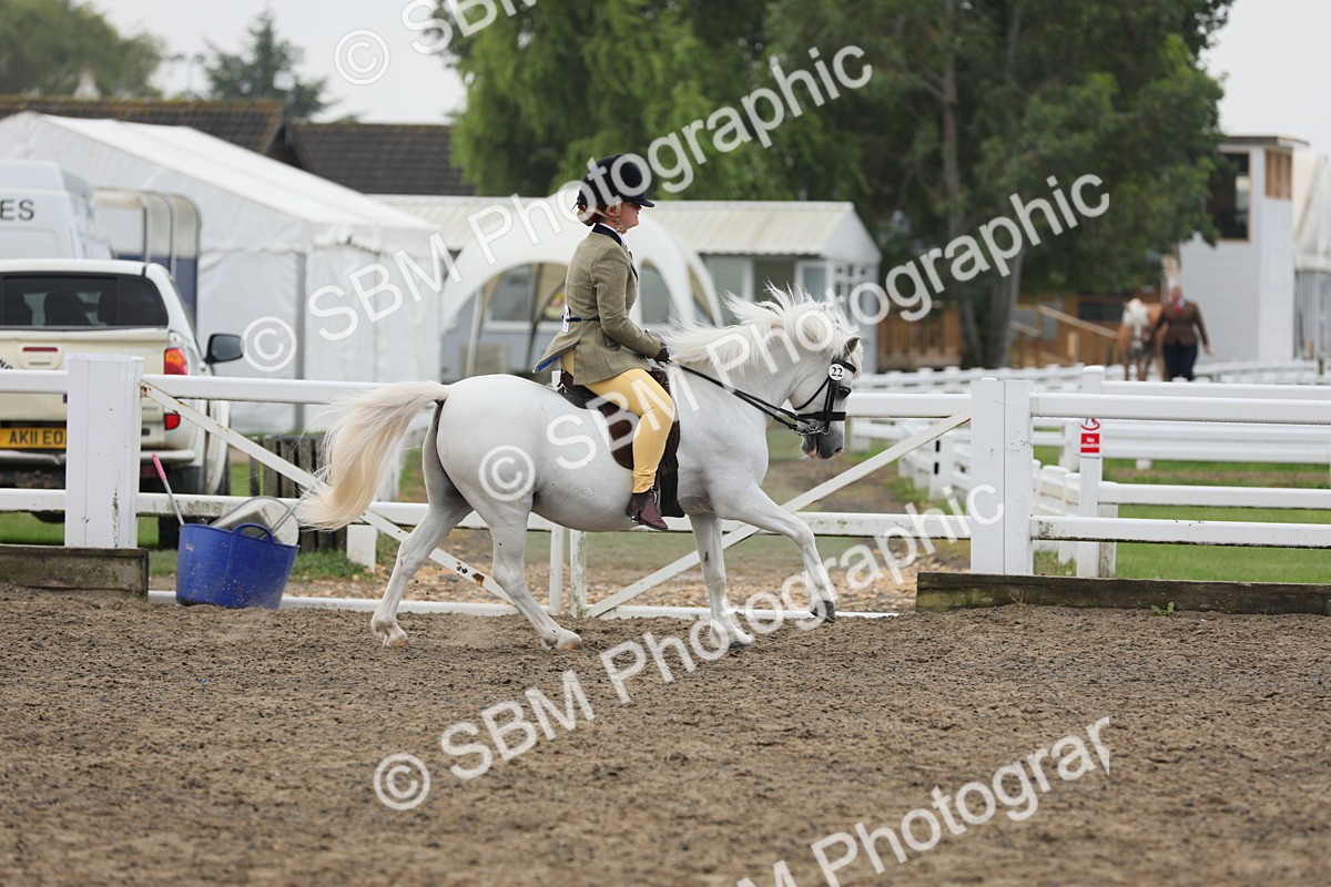 SBM_22363 - Class 807 - Young Rider 11 to 16 Yrs