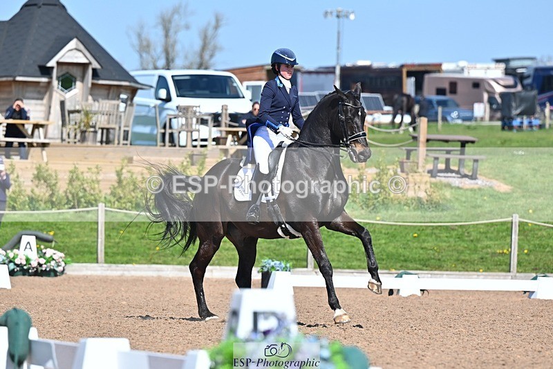 250405-122947-10664 - 174-Sarah.Khairallah-Ilowette