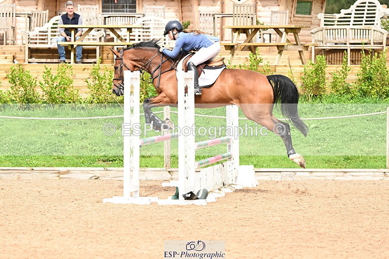 240908A-130228-03873 - Cls 15 U21 Intro 90cm-1.00m  Team Comp