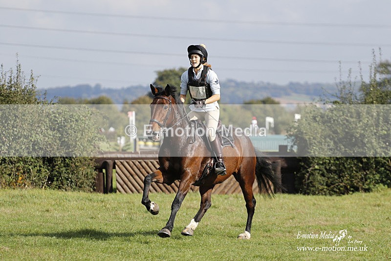  WWHT 171021 3154 - Intermediate (0.90m)  17/10/21