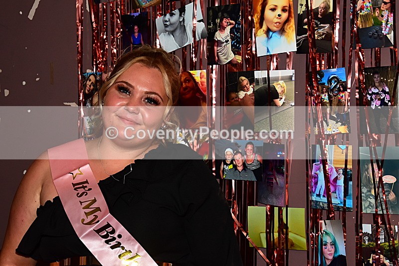 CRT-062 - Courtney
