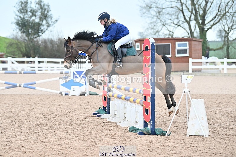 240128A-111848-00490 - Cls 3 Pony Discovery and 90cm Open