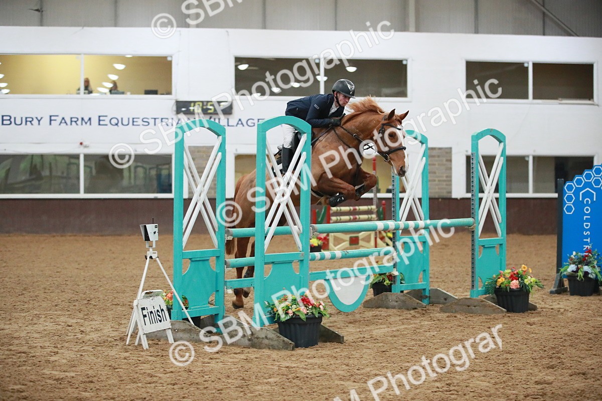 SBM_001123 - Class 4 - Senior Newcomers - 1.10m Open