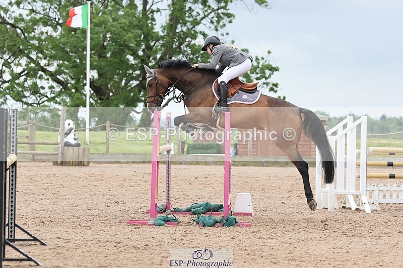 250524-102551-04194 - Cls 13  A&B 1.05m & 1.10m open