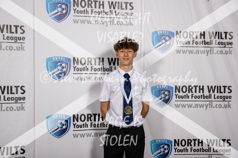 1DX30830 - Div 3 Calne Town Youth Black