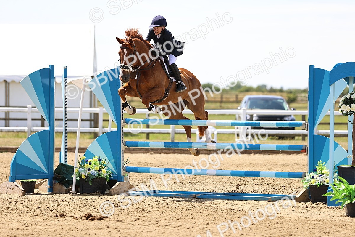 SBM_010157 - Class 9 - Senior Foxhunter - 1.20m Open