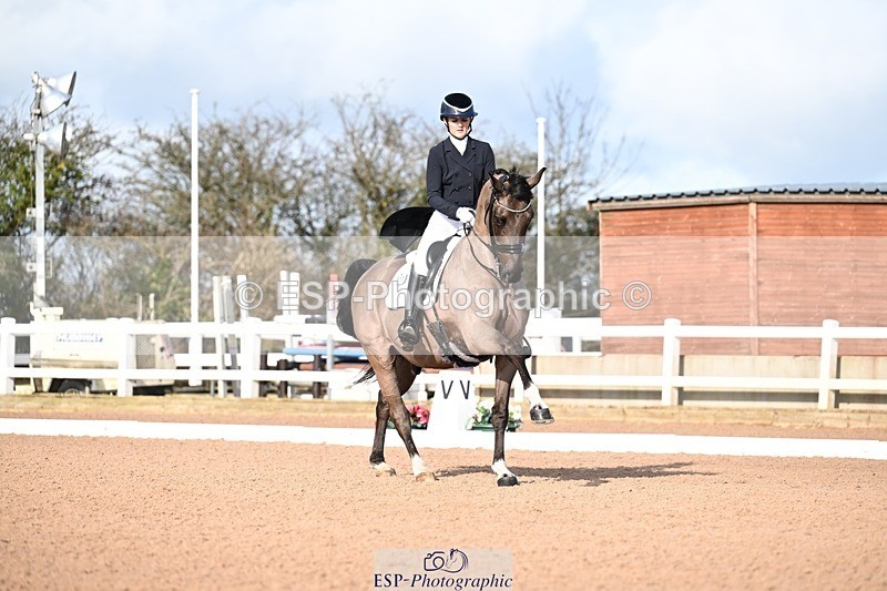 260213-114353-01567 - 017-Holly.Kerslake