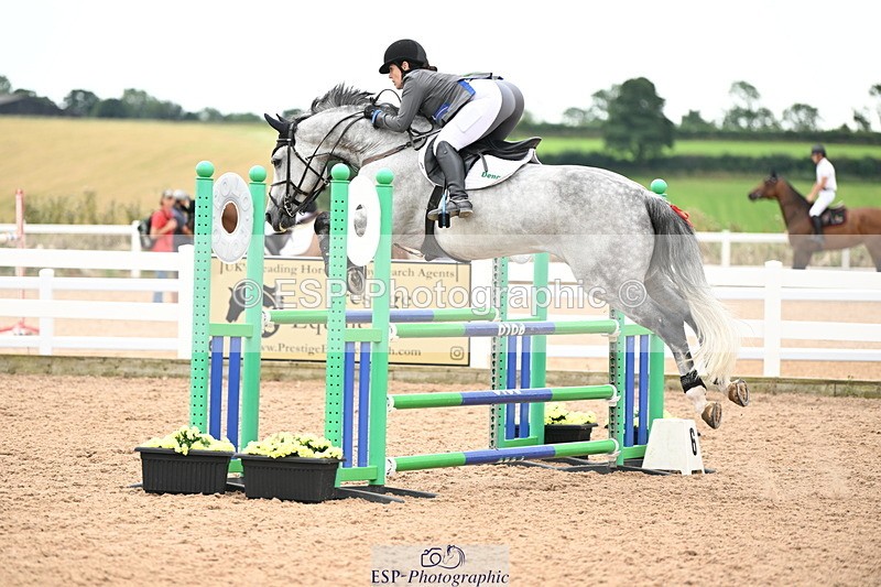 240802A-134905-04683 - Cls 25 1.05m Amateur Qualifier