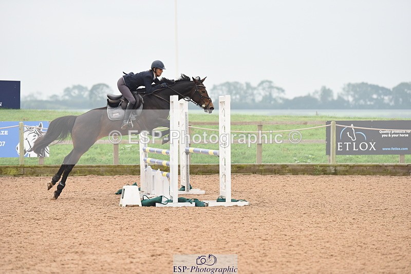 230916A-152246-05338 - Cls 18 Snr 95cm Derby