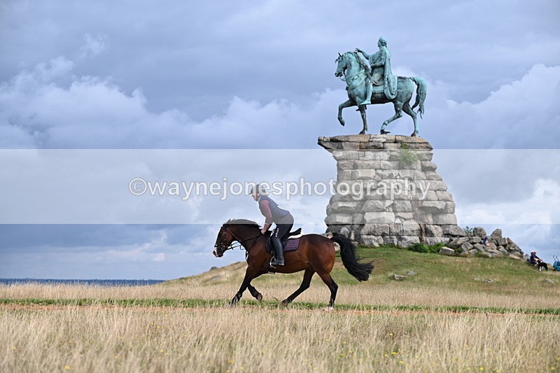 DSC_4478 - Time at Statue 09:50 to 11:09