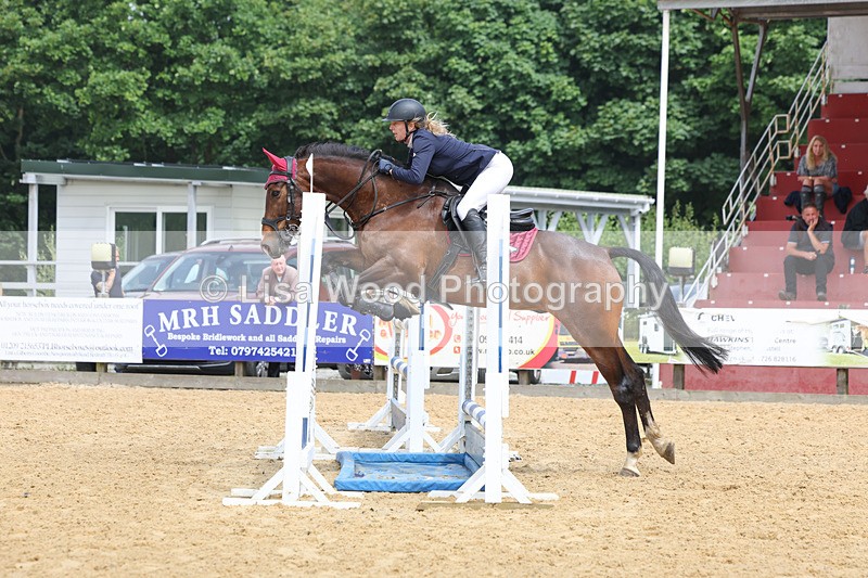 3E7A5740 - Class 5: Senior 95cm