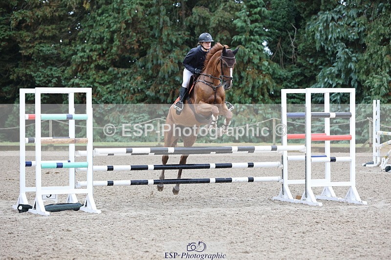 250831A-123057-10211 - Cls 42 Snr 1m Grand Prix