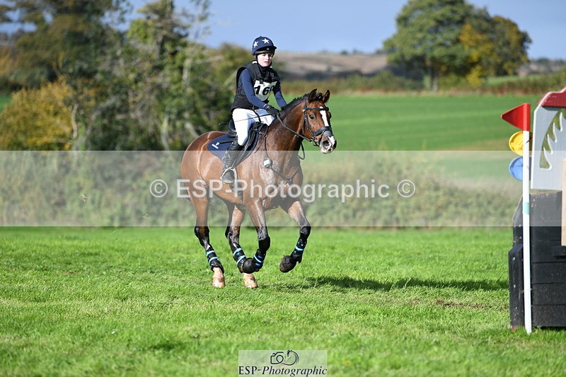 251024A-131424-11957 - B-160-Phoebe.Woods