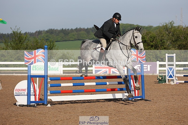 240510A-081422-04137 - Cls 13 British Novice and 90cm Open