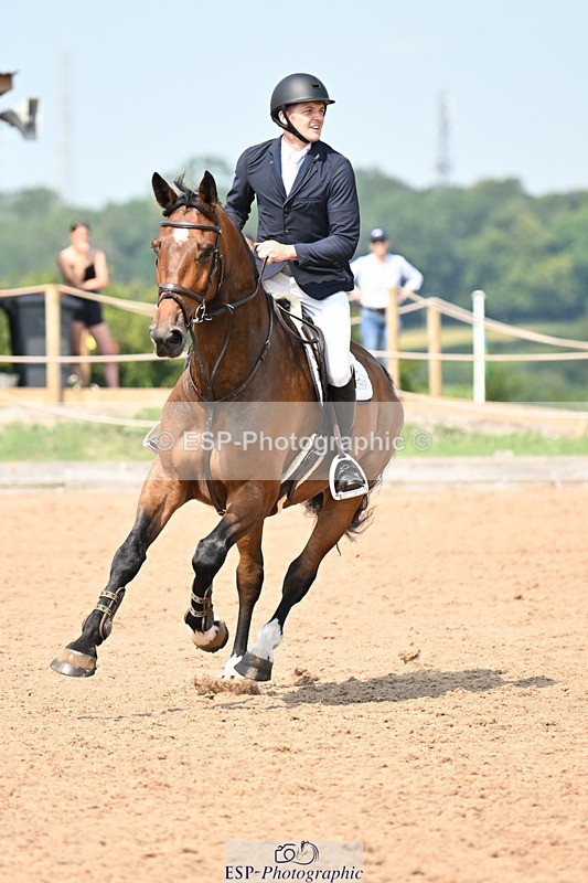 240801A-112800-01373 - Cls 2 Foxhunter