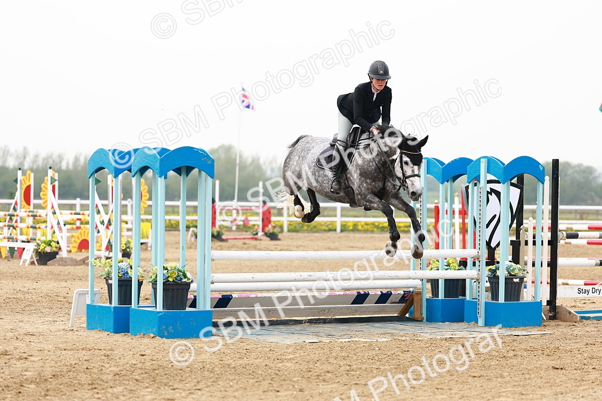  - Class 18 - Senior Newcomers - 1.10m