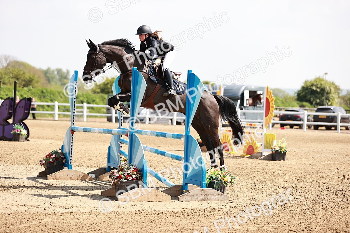  - Class 23 - Senior 1.05m