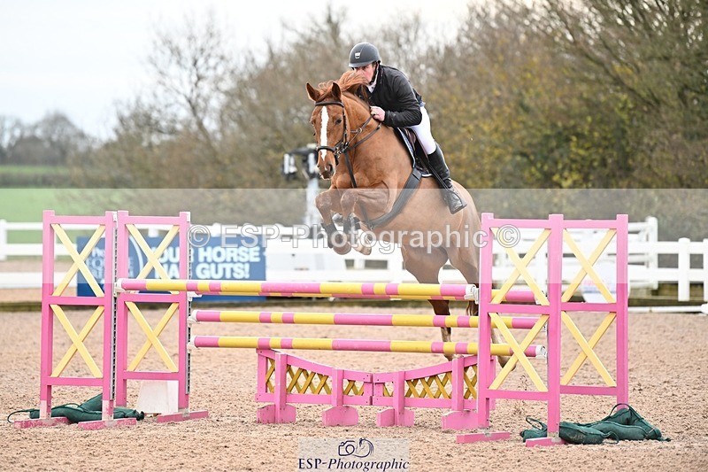 241206-123737-00771 - Cls 5 Newcomers and 1.10m Open