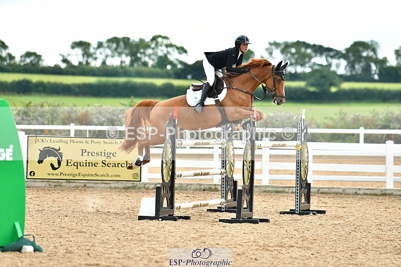 230721A-143210-06952 - Cls 22, 1 Star Gold 1.30m