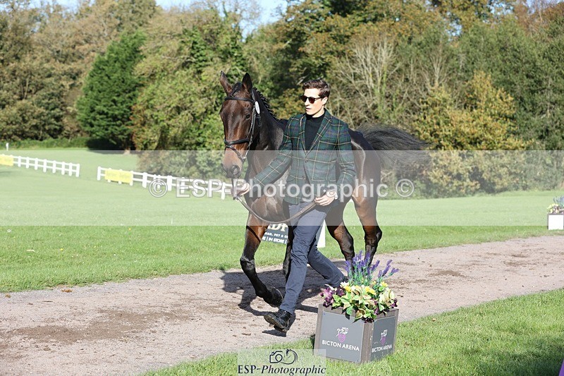 241027-101212-15743 - 556-Marshall.David.Johnson-SILVER.BAY