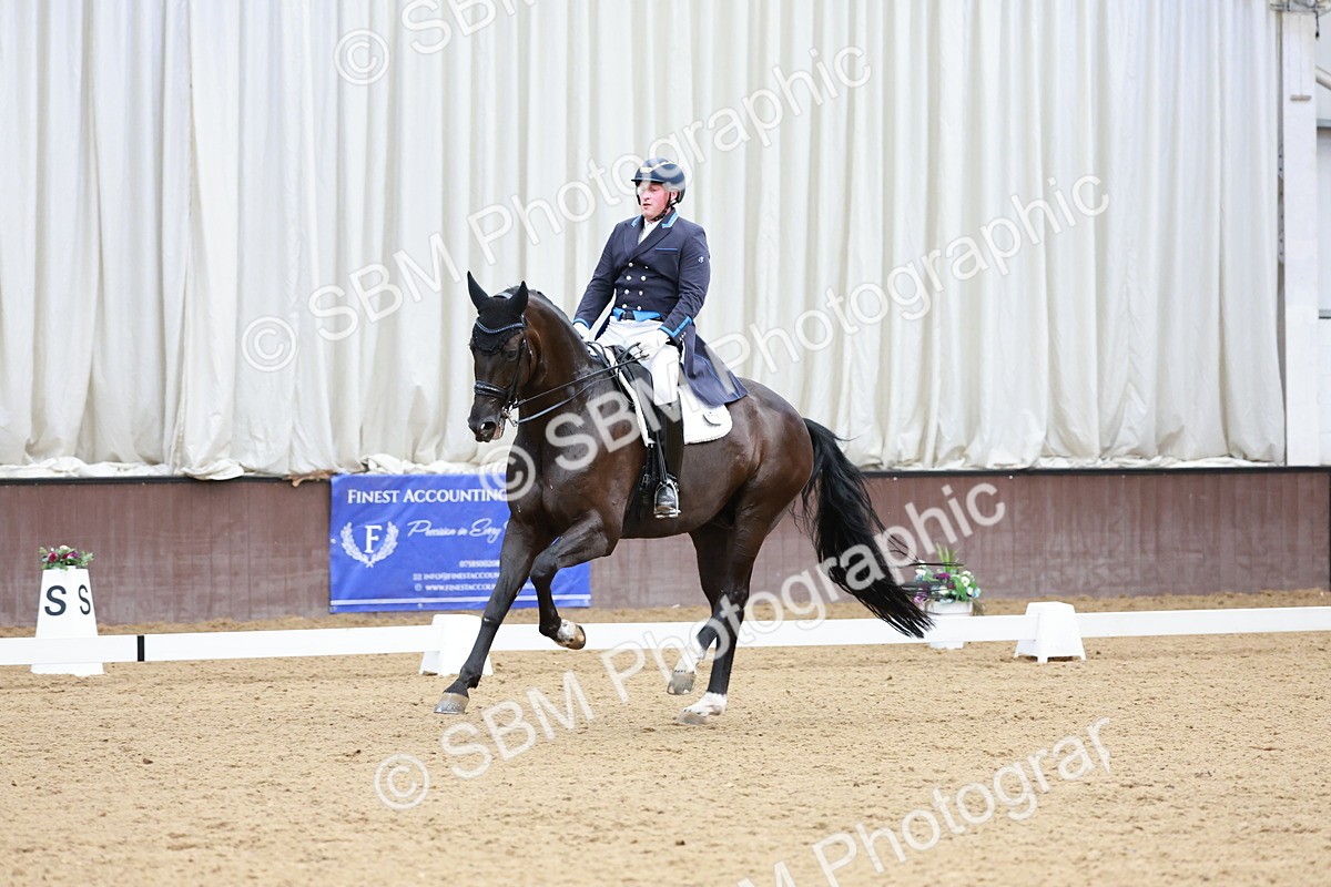 SBM_015954 - Class 5 - FEI INT II - 15.48-17.00