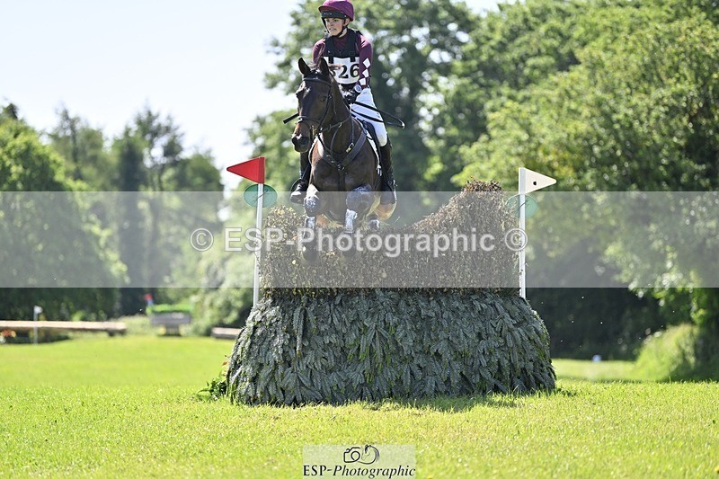 240525-110632-12423 - 326-BALLINAMEEN_BOYLE-Georgie_Selley