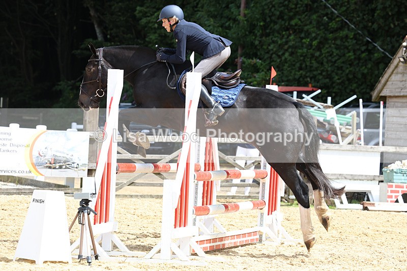 3E7A0187 - Class 9: Senior British Novice/90cm open