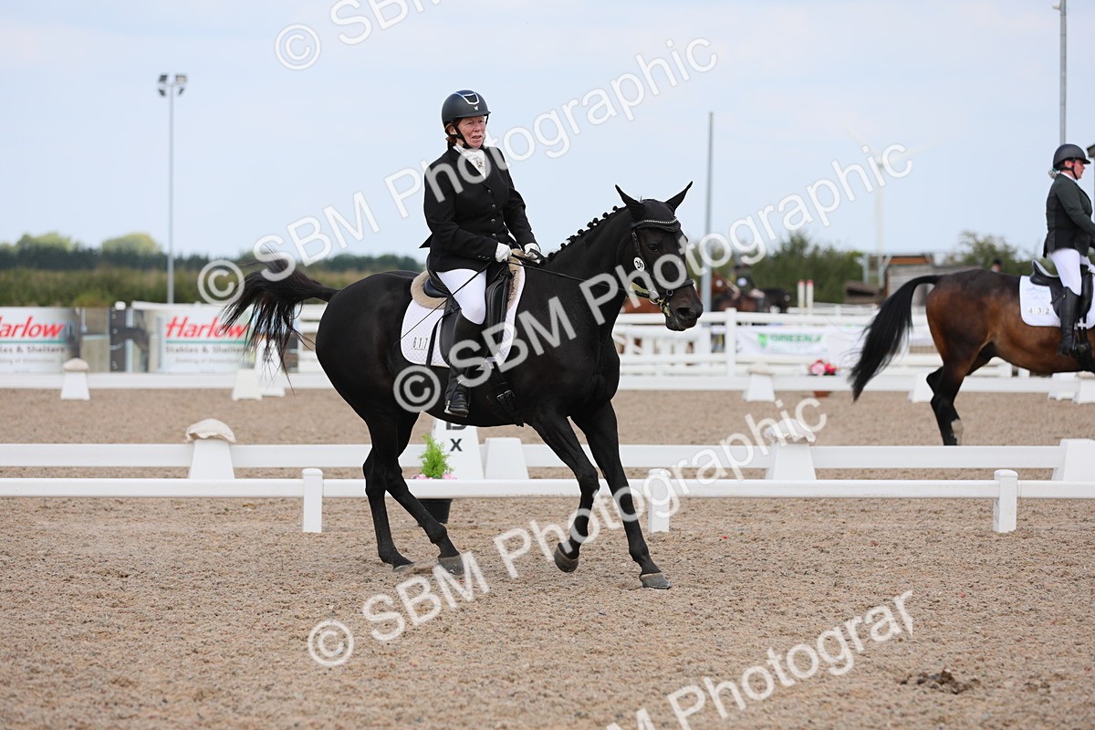 SBM_05815 - Class 32 Novice 1