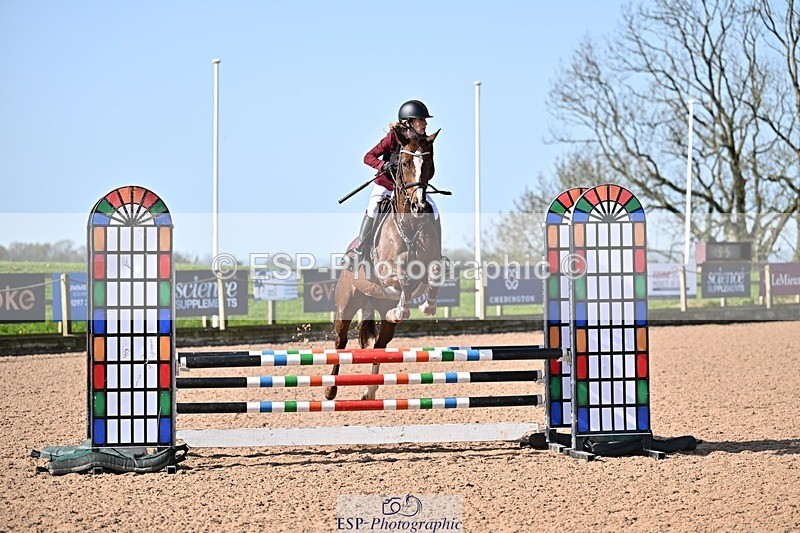 260408-101646-00118 - Cls 2 British Novice and 90cm