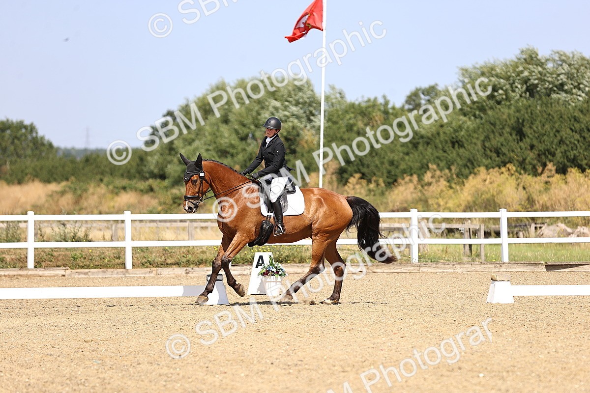SBM_009452 - Novice 5 - 9.50-10.53