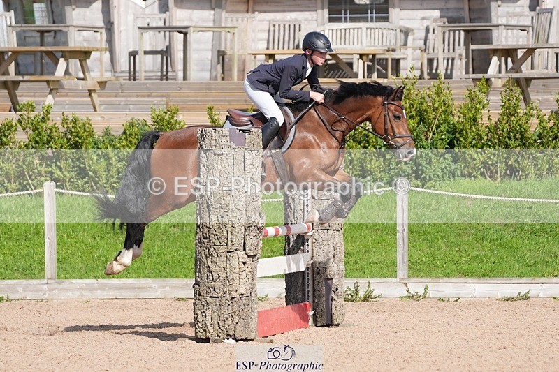 250921-114559-02544 - Cls 6 Pony Newcomers and 1m