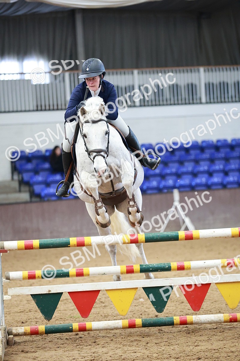 SBM_000686 - Class 4 - Senior Newcomers - 1.10m