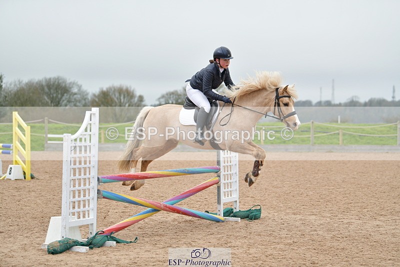 240128A-123009-00932 - Cls 16+17 Club and Schools 80cm