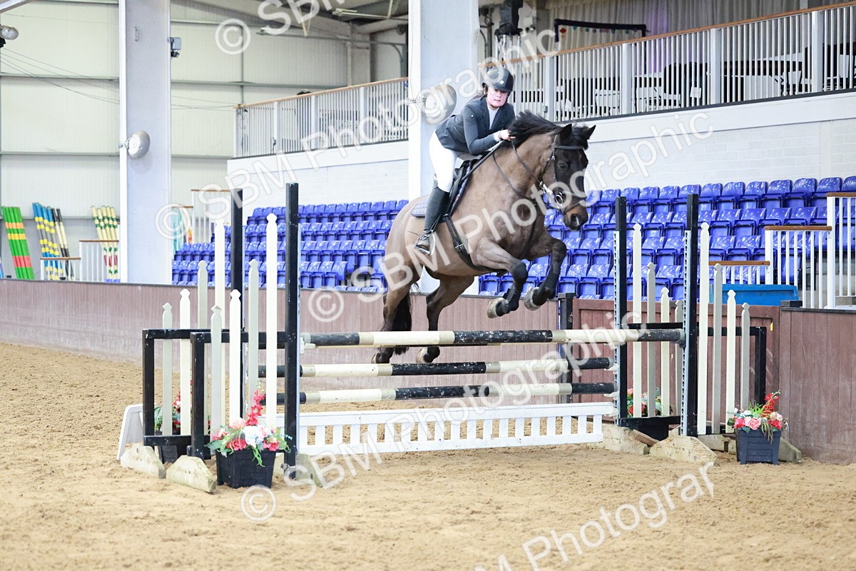 SBM_003225 - Class 10 - Nupafeed Supplements Senior Discovery/ 1m Open