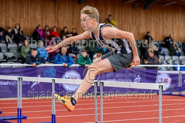 ComMast25-919121 - Track Male Set One