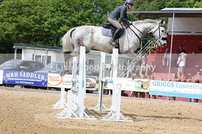 3E7A7302 - Class 7: Senior Newcomers/1.10m open