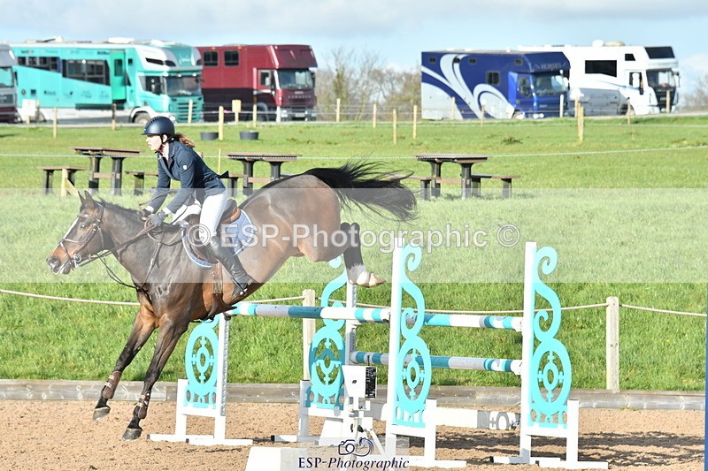 240306A-161126-02370 - Cls 5 Foxhunter and 1.20m Open