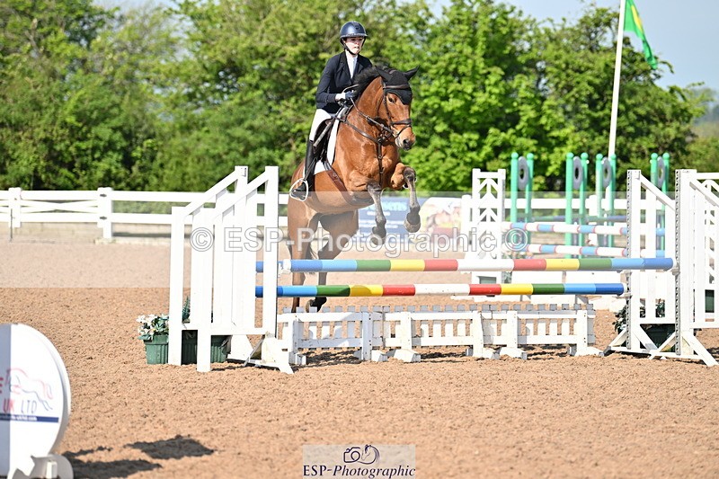 240509A-093115-00149 - Cls 1 British Novice and 90cm Open
