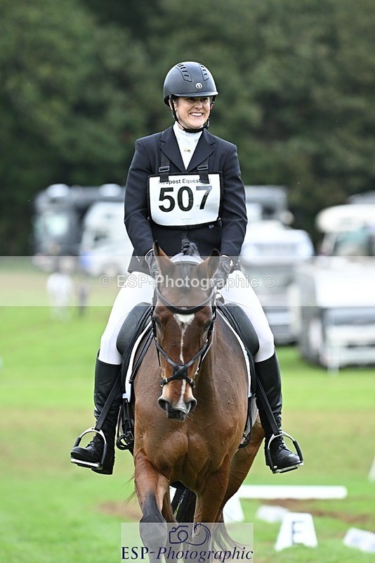 231020-153830-11229 - 507-EDGEDALE.BLUE.LADY-Katie.Lavin-DR