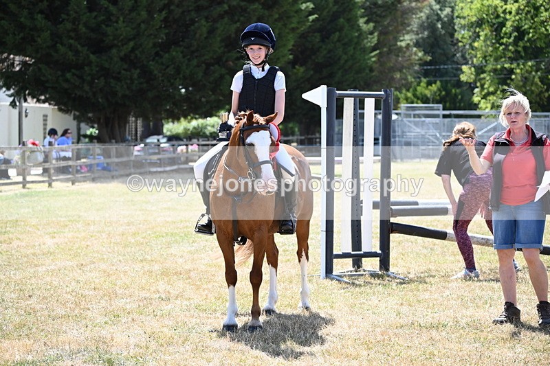 WJ6_6049 - Class 13 Novice 60cm