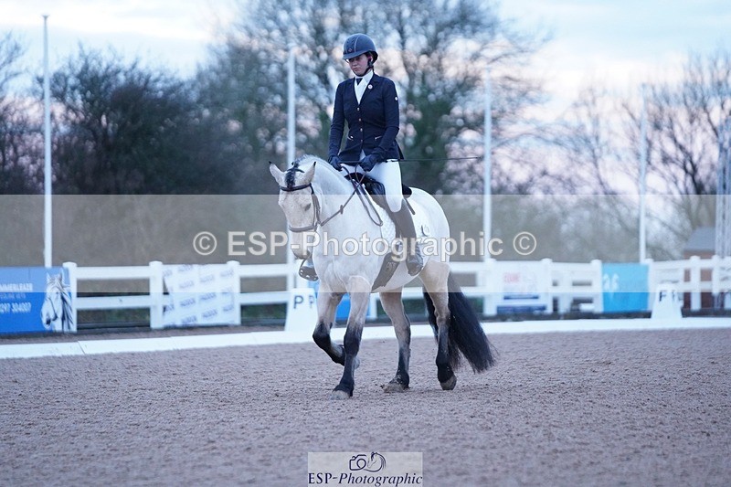 241214-091332-00015 - 145-CHLOE.DUNN-Tullys.Pinkeen.Pete