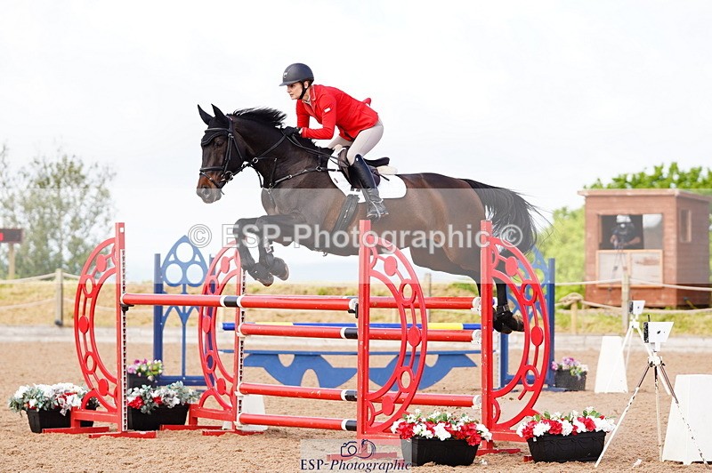 240526A-100638-07299 - Cls 25 National 1.30m Open