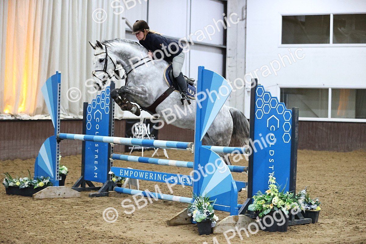 SBM_005318 - Class 17 - Senior Newcomers 1.10m